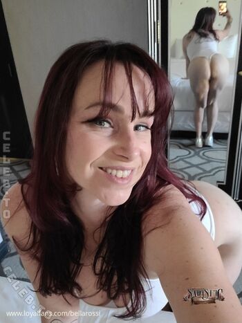 Full leaked Bella rossi private onlyfans photo