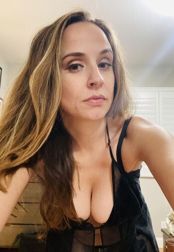 Bella Suede