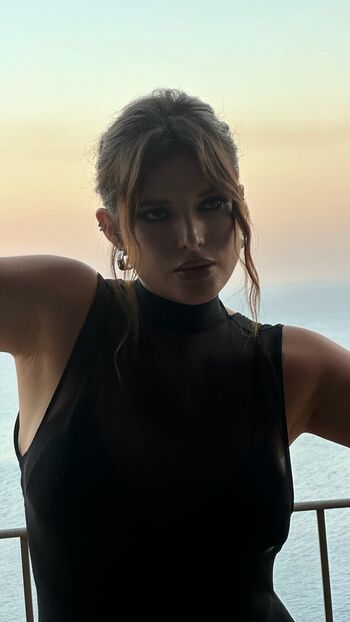 Full leaked Bella thorne page private onlyfans photo