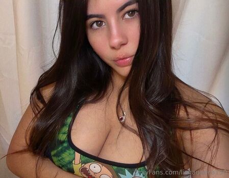 Full leaked Bellalis private onlyfans photo