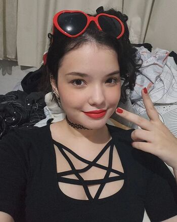 bellaplaysofficial