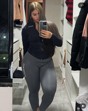 Biah Gomes