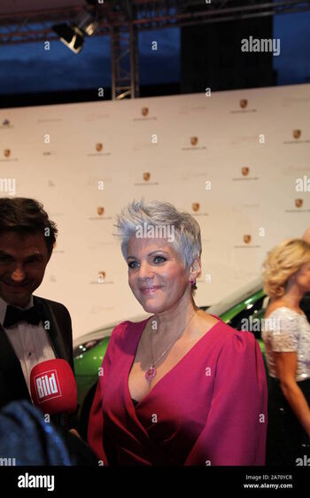 Birgit Schrowange
