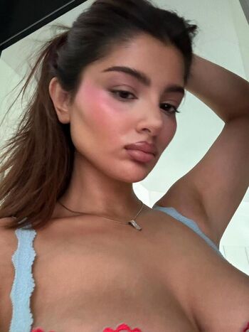 Full leaked Bitasmeri private onlyfans photo