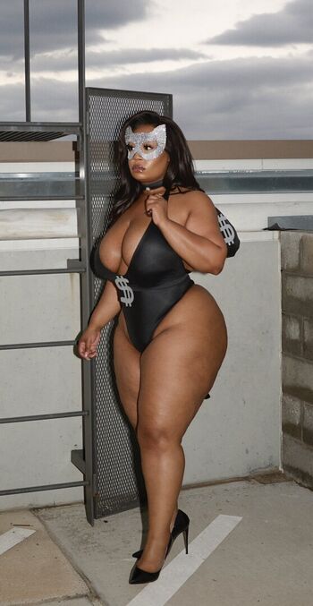 BLVCKASSZILLA