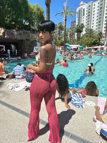 Full leaked Bombshell private onlyfans photo