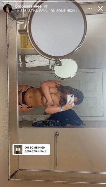 Full leaked Brookierenaee private onlyfans photo
