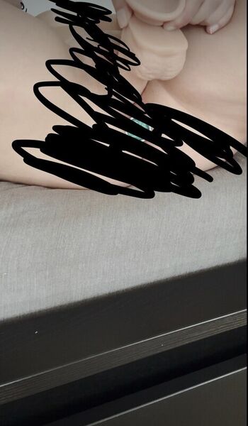 Full leaked Bunnybuttzee private onlyfans photo