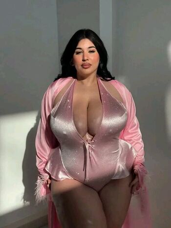 Full leaked Busty ema page private onlyfans photo