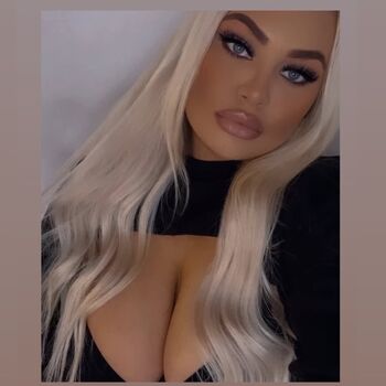 Full leaked Caity paige private onlyfans photo