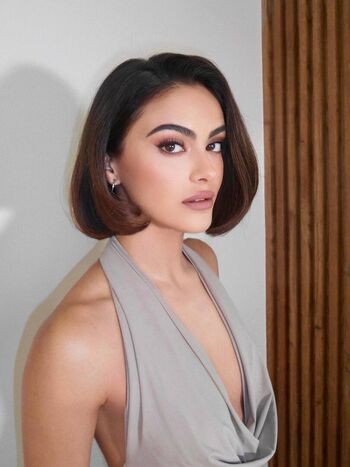Camila Mendes