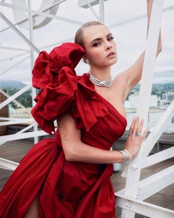 Full leaked Cara delevingne private onlyfans photo