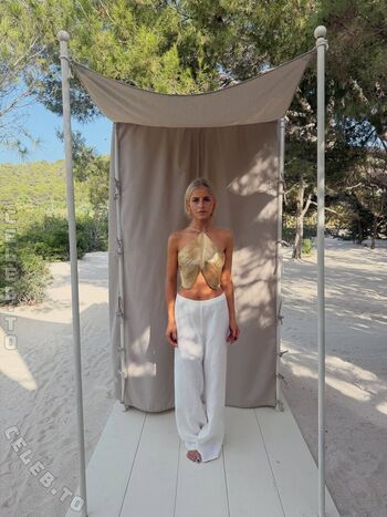 Full leaked Caro daur private onlyfans photo