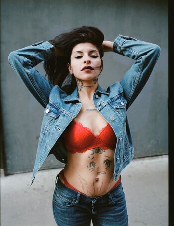 Full leaked Cazzu page private onlyfans photo