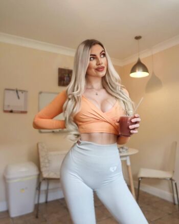 Chloe Taylor
