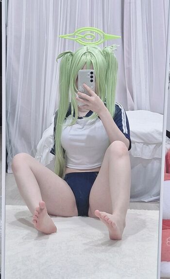 Full leaked Daisea/ private onlyfans photo