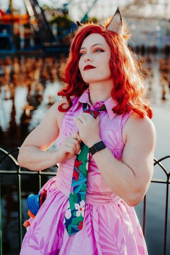 Claire Max