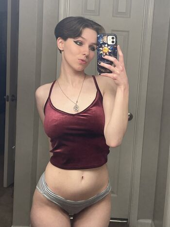 ComfyGrimRose