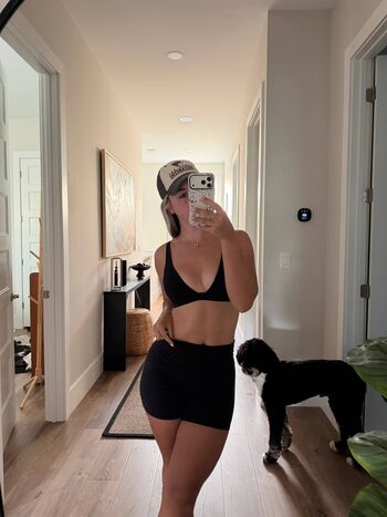 Full leaked Corina private onlyfans photo