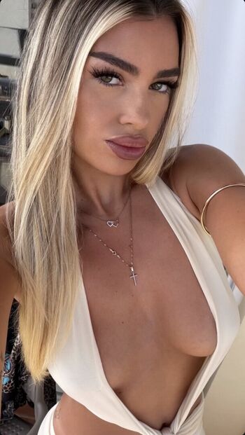 corinaboznea