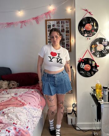 Full leaked Karagomersi/ private onlyfans photo