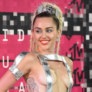 Full leaked Cyrus miley private onlyfans photo