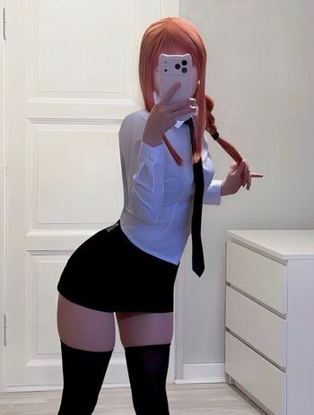 d0llshaped