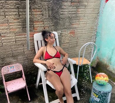dani_bluee