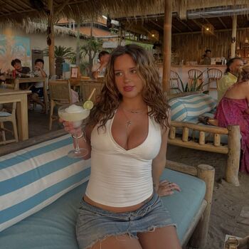 Dani Tray