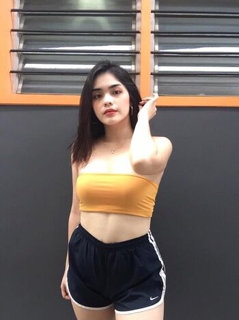 Danica Olandres