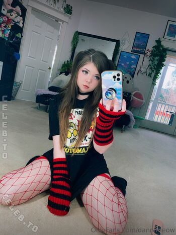 Danni Meow