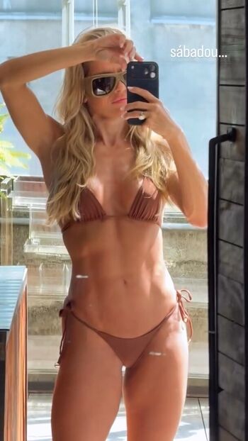 Deborah Secco