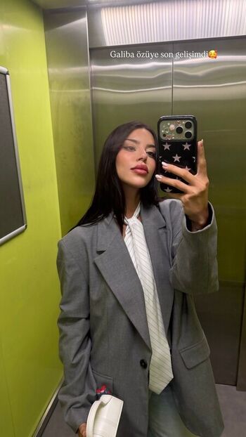 Full leaked Demet ozturk page private onlyfans photo