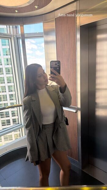 Full leaked Demet ozturk page private onlyfans photo
