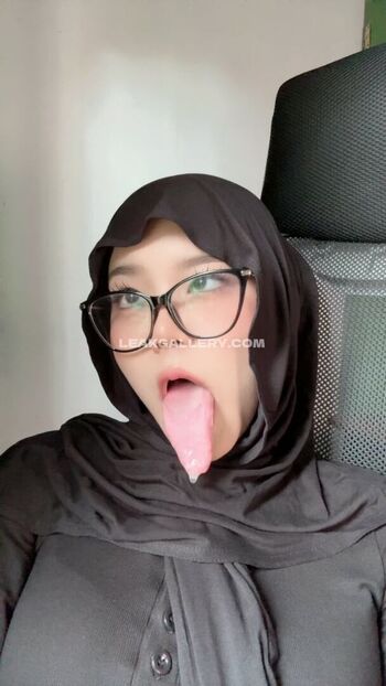 Full leaked Deraangela private onlyfans photo