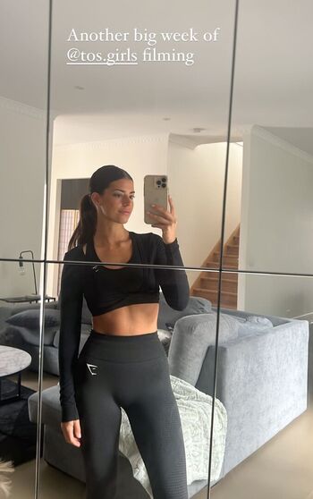 Full leaked Develique page private onlyfans photo