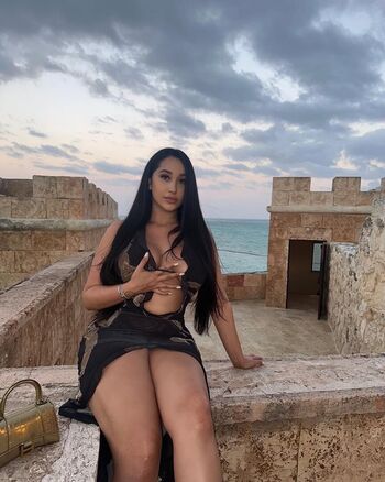 Deyaraaaxo