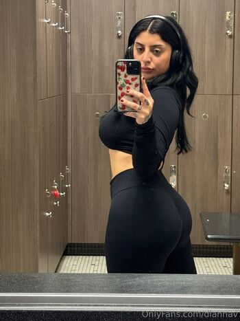 Full leaked Diannav private onlyfans photo