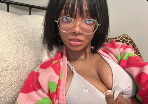 Full leaked Dollyrama private onlyfans photo