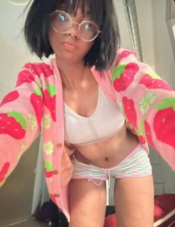 Full leaked Dollyrama private onlyfans photo