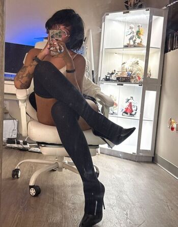 Full leaked Dollyrama private onlyfans photo