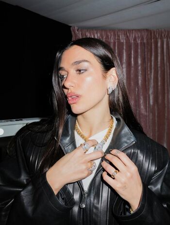 Dua Lipa