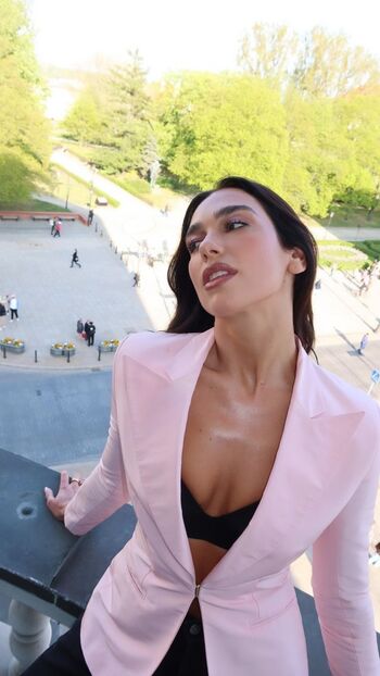 Dua Lipa