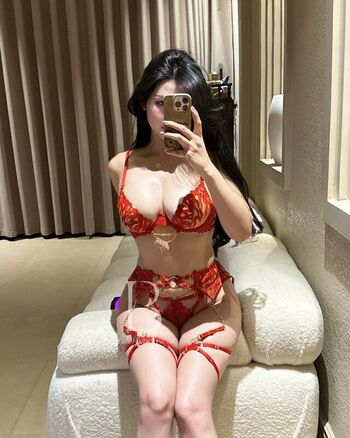 Full leaked Duyenn hipp  page private onlyfans photo