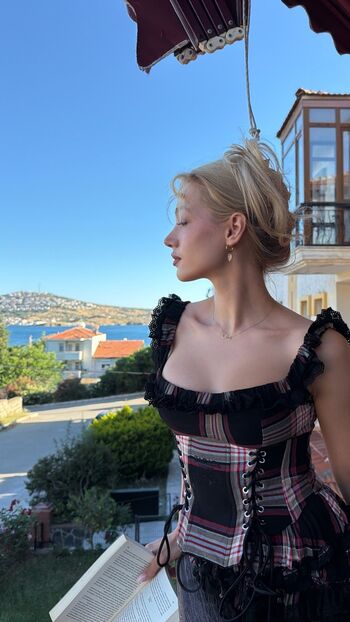 Duygu German