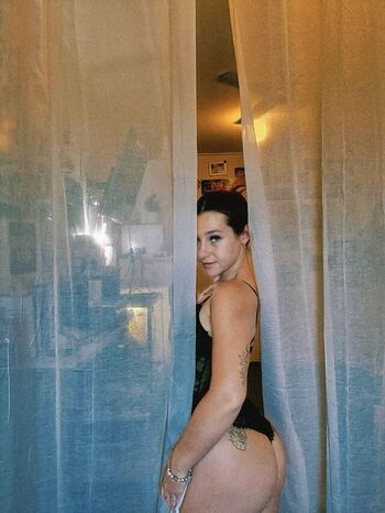 Full leaked Ella hanson private onlyfans photo