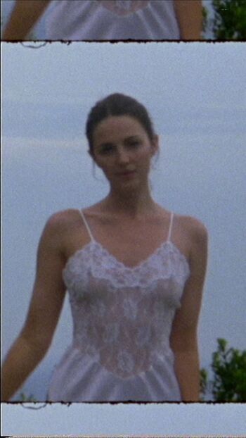 Ella Hunt