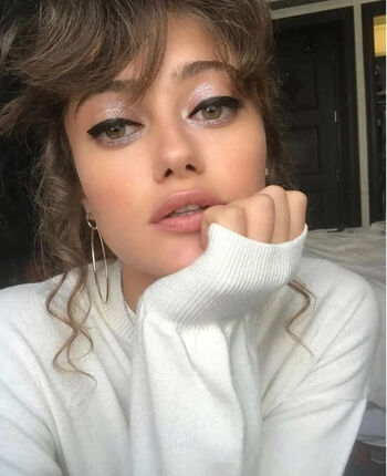 Ella Purnell