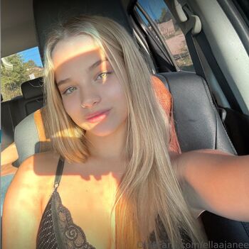 Full leaked Ellaajanee private onlyfans photo