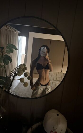 Full leaked Ellapetitee private onlyfans photo